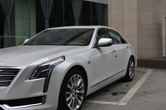 和宝马7系一个级别，气势远超奔驰E级，提速6秒，薄利多销仅34万