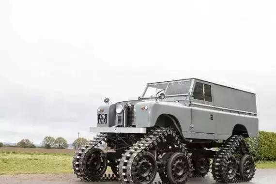 越野车加履带你见过吗？这节奏简直就是要逆天！