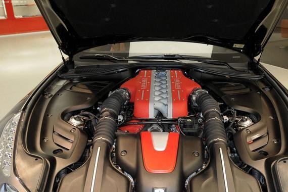 爆了9个汽缸不碍事，这种发动机装在车上简直凶残，可惜日渐没落