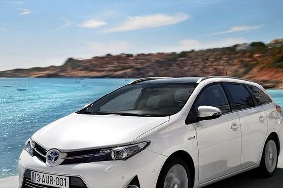 丰田出全新卡罗拉7座旅行版，外观帅到炸，车内能当床，仅12万起