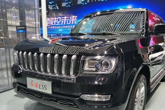 完爆路虎揽胜卡宴，红旗国产顶级SUV预售60万，前脸带龙脚踏祥云