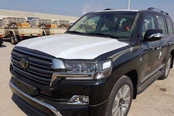 2017款丰田酷路泽5700 VXS限量版越野战神