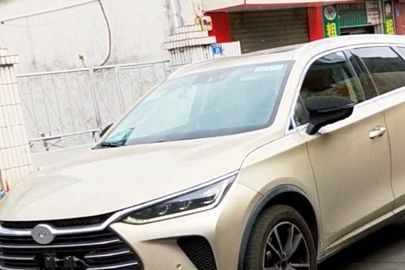 金黑白红各色比亚迪新一代唐实车来袭，有没有你的菜？