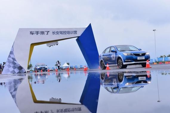 长安汽车携六大车型惊艳亮相，“车手来了”如火如荼