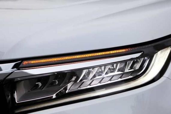 汉兰达最强劲敌，9月拿下9468辆，仅售22万！