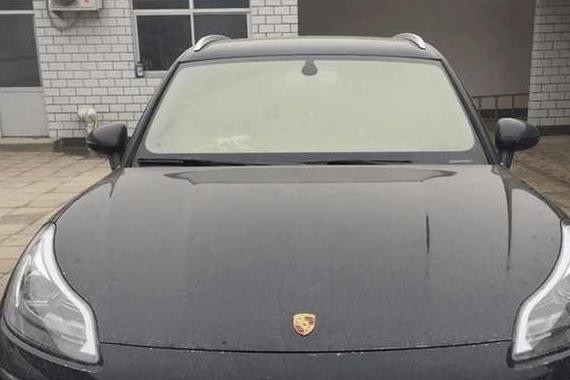 打脸！小伙把众泰改保时捷却被洗车工一眼识破