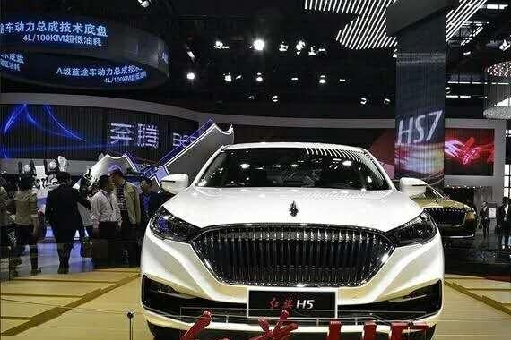 希望有朝一日我也可以向别人炫耀，我开的可是红旗