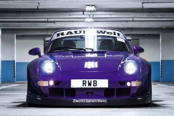 和保时捷的这次碰撞中，它脱颖而出