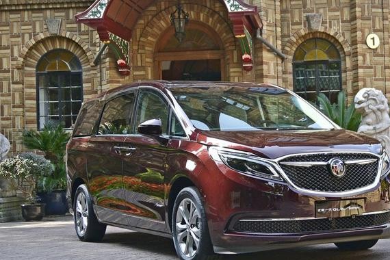 豪华商旅车之选别克GL8，外观设计风格新颖，性价比完胜传祺GM8