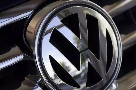 上汽大众稳步增长八月销15万辆，却无奈被同门拉下总量、月销榜首