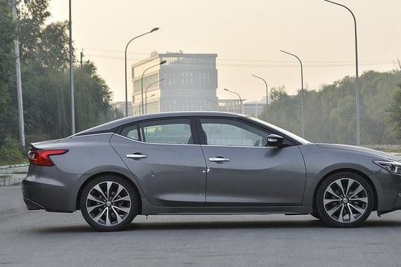 在华最惨的日系车，做工精美，曾对标奔驰S级，今跌破20万没人要