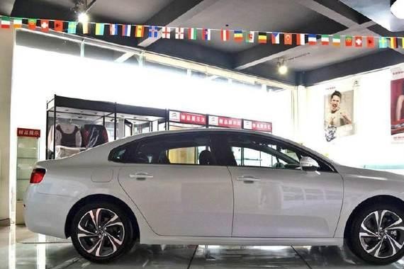 标配1.6T, 20万起，整体气质不落后迈腾，但月销惨剧2百辆