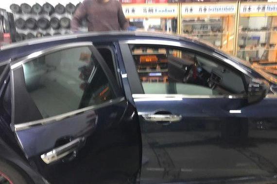 思域不改那和咸鱼有什么区别？史上最耐看十代思域！不服来辩