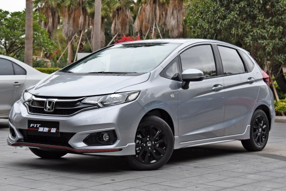 “平民超跑”小改款，新增“潮跑”给你更运动的体验