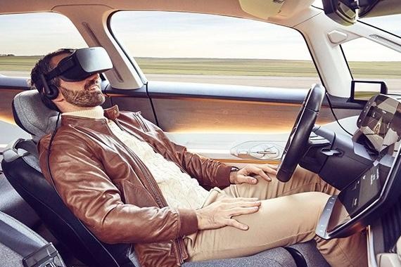 管学军：智能互联加速2018车市洗牌