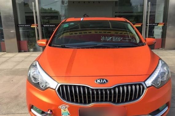 新车落地14万，现在仅标价7万，外观漂亮，开出去回头率挺高