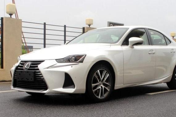 最凶悍的B级车，7秒破百，豪华不输奔驰，可月销不过百台！