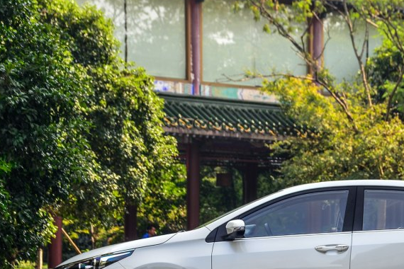 全新卡罗拉要换装宝马发动机！你看这架势是否重振雄风？