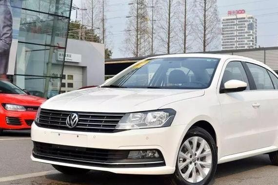 只要十万块买自动挡合资A级车，这几台年前优惠幅度很大！