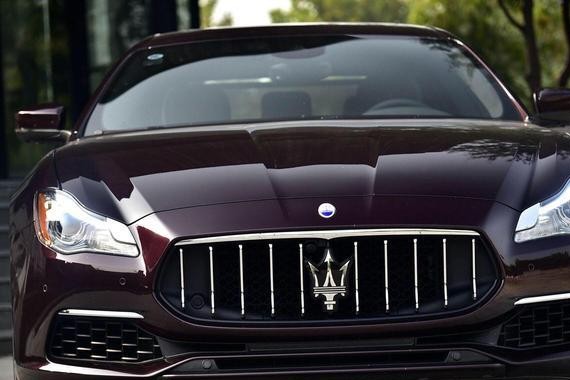 给你二百万！玛莎总裁和保时捷帕拉梅拉选哪个？哪个更拉风？