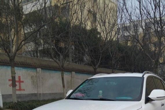 喜提众泰T600豪华版，对外观内饰油耗空间都相当满意