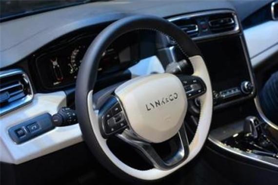 20万买一辆国产车吉利领克01，我们该如何去评价这款车！