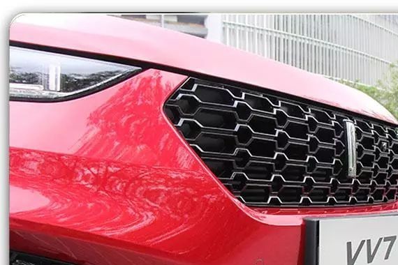 更加平易近人的豪华，这就是WEY VV7所带来的｜车业杂谈