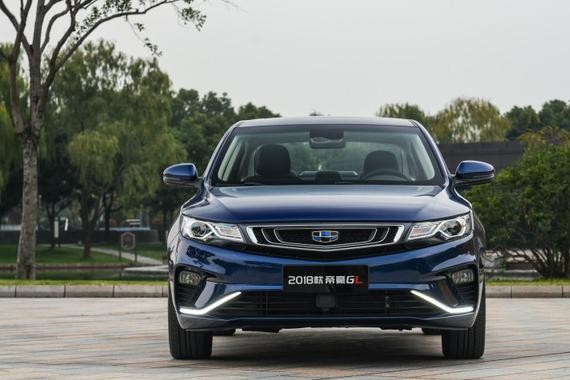 李书福打响2018车市战“第一枪”，吉利帝豪GL元旦上市