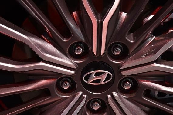 不管你怎么动，都是伊兰特，拥有喷射系统的领动你见过吗？