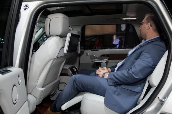 2018限量版路虎揽胜SV，继续书写长轴距豪华车的传奇巅峰！