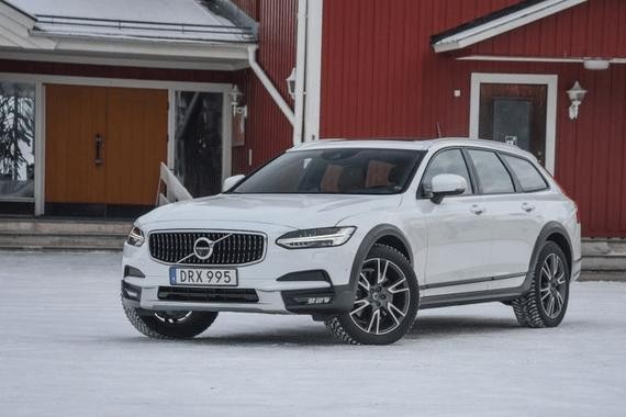 比大众蔚揽好看10倍，2.0T搭8AT，豪华旅行车就买它