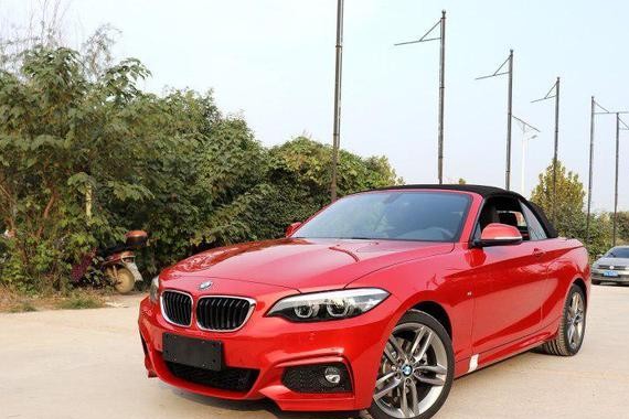 年底想换车，这两款你怎么选？