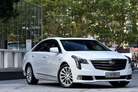 同级别你会选凯迪拉克xts，还是丰田皇冠？