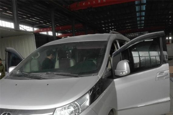 低调的奢华 瑞风M5商务车改装方案