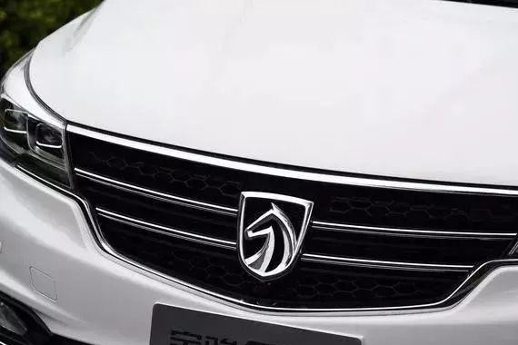 宝骏730推出混动车型 一代神车野心不小