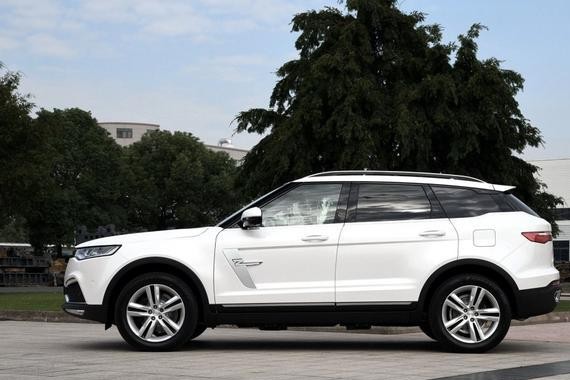 国产自主品牌众泰旗下首款中大型SUV众泰T700的表现怎么样呢？