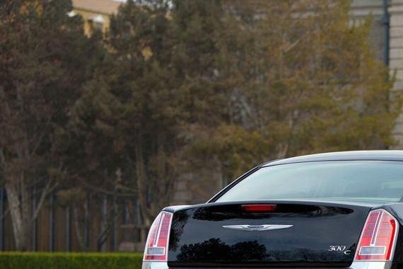 编不下去了，我要揭穿这些假豪车！