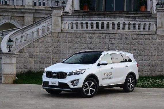 起亚这回做对了，全新SUV再降2.5万，仅20万出头还买啥丰田本田