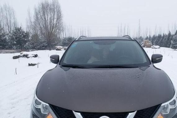 日产逍客雪地开着无故断轴，车主：我不是黑，只是很生气