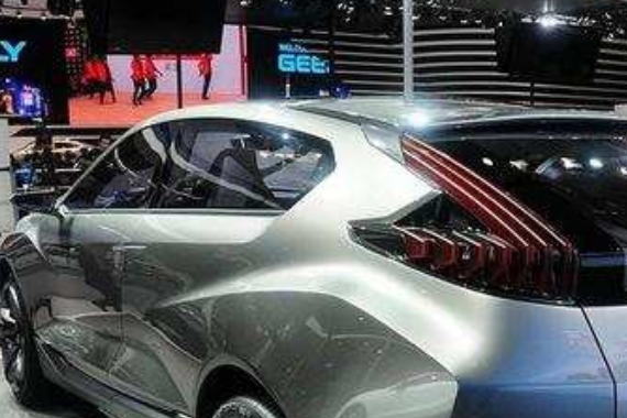 “拳打汉兰达，脚踢哈弗H6”，全新大型7座SUV，售价如此亲民！