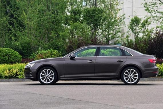 依旧比宝马卖得好！新款A4L终端优惠近5万，24万年底可提裸车