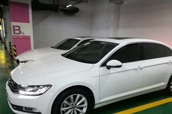 媳妇想了2天放弃奥迪A4提这车，中级神车标杆吊打雅阁仅15万