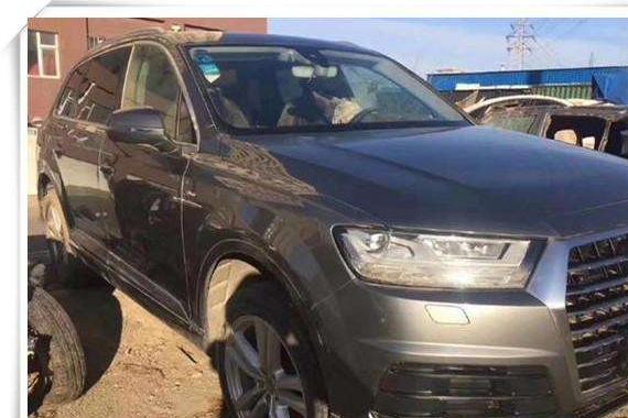 好友11万买了一辆泡水奥迪Q7, 花3万全面修复后租车半年回本