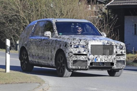 劳斯莱斯Cullinan电动版曝光 最快2019年亮相