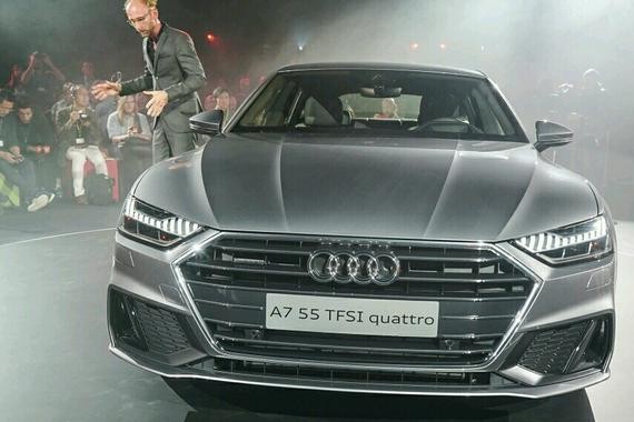 奥迪发大招！全新轿跑惊艳登场，就连保时捷都说它美上天