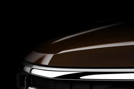 荣威百万级越野车遭曝光，这款号称内饰飙奔驰的大块头你了解多少