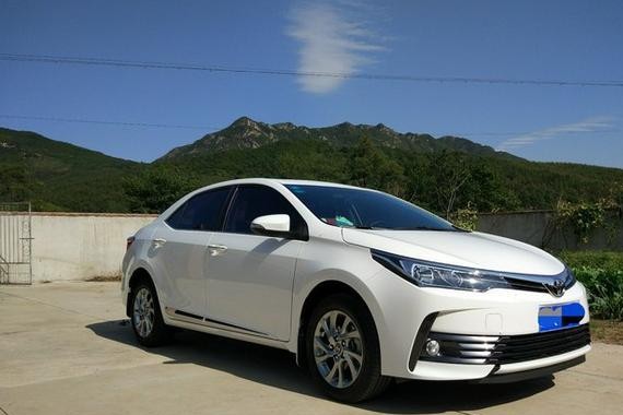 动力比轩逸强！13万入手卡罗拉1.2T，车主吐槽丰田抠门大灯不能忍