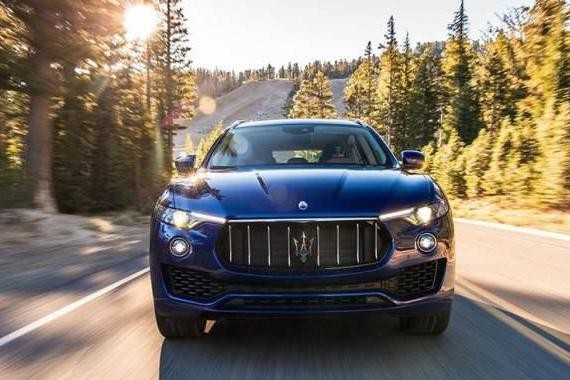 看到玛莎拉蒂这买一送一任性的活动，我有种想卖房的冲动