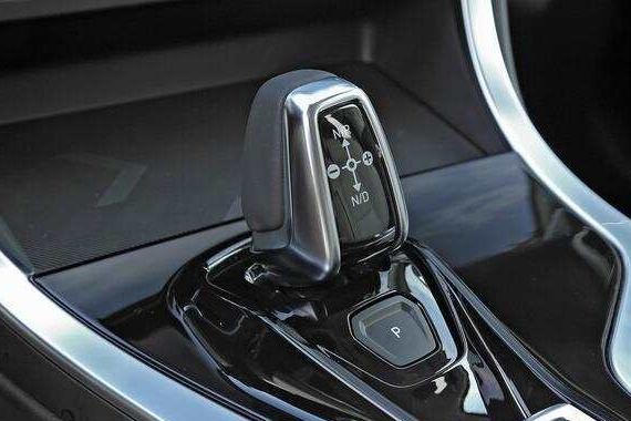 开国产车没面子？这款车外观不输路虎，内饰达到40万以上SUV水准