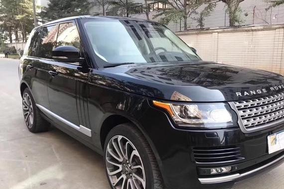 这辆15年路虎揽胜行政版5.0T，极品车况配置太全了，才58万真值